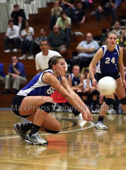 Thumbnail 2 in Mira Costa vs. Santa Margarita (CIF SS D1-AA Final) photogallery.