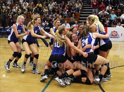 Thumbnail 1 in Mira Costa vs. Santa Margarita (CIF SS D1-AA Final) photogallery.
