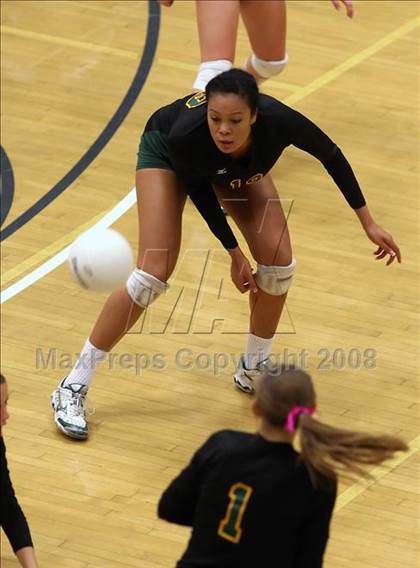 Thumbnail 1 in Mira Costa vs. Santa Margarita (CIF SS D1-AA Final) photogallery.