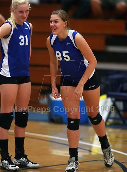 Thumbnail 1 in Mira Costa vs. Santa Margarita (CIF SS D1-AA Final) photogallery.