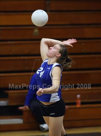 Thumbnail 3 in Mira Costa vs. Santa Margarita (CIF SS D1-AA Final) photogallery.