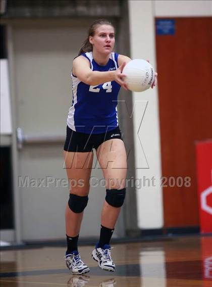 Thumbnail 2 in Mira Costa vs. Santa Margarita (CIF SS D1-AA Final) photogallery.