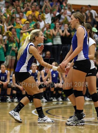 Thumbnail 3 in Mira Costa vs. Santa Margarita (CIF SS D1-AA Final) photogallery.
