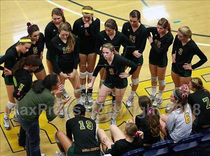 Thumbnail 2 in Mira Costa vs. Santa Margarita (CIF SS D1-AA Final) photogallery.
