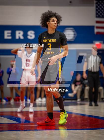Thumbnail 3 in Montverde Academy @ Bartlett (Winter Classic) photogallery.