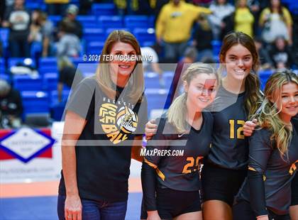 Thumbnail 2 in Hackett vs. Paris (AAA 3A Final) photogallery.
