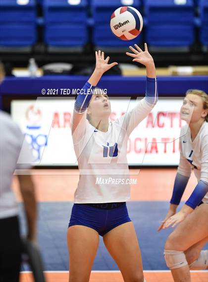 Thumbnail 3 in Hackett vs. Paris (AAA 3A Final) photogallery.