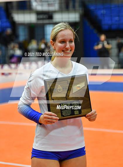 Thumbnail 2 in Hackett vs. Paris (AAA 3A Final) photogallery.