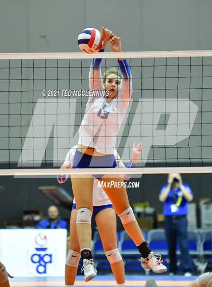 Thumbnail 3 in Hackett vs. Paris (AAA 3A Final) photogallery.