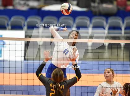 Thumbnail 1 in Hackett vs. Paris (AAA 3A Final) photogallery.