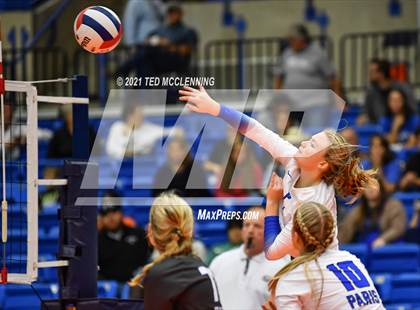 Thumbnail 1 in Hackett vs. Paris (AAA 3A Final) photogallery.