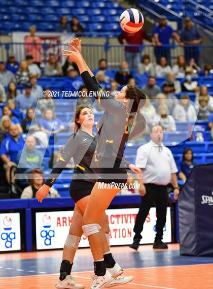 Thumbnail 1 in Hackett vs. Paris (AAA 3A Final) photogallery.