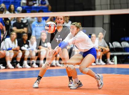 Thumbnail 2 in Hackett vs. Paris (AAA 3A Final) photogallery.