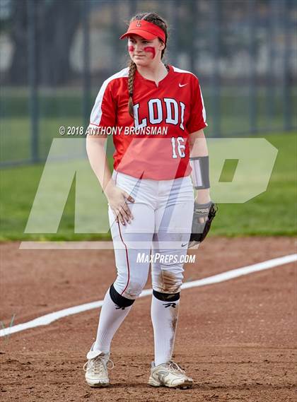 Thumbnail 1 in Laguna Creek vs. Lodi (Preseason Tournament) photogallery.