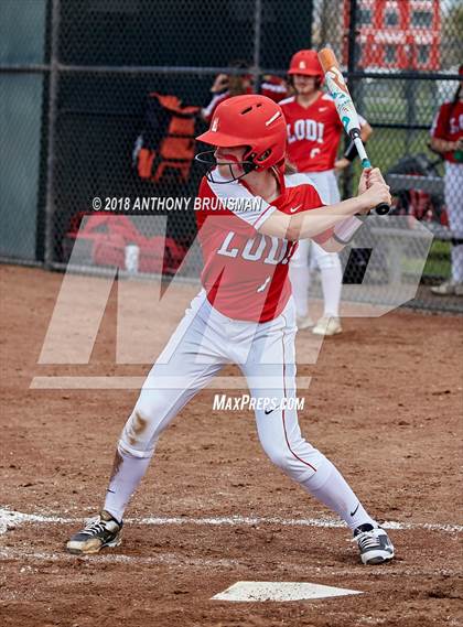 Thumbnail 2 in Laguna Creek vs. Lodi (Preseason Tournament) photogallery.