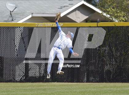 Thumbnail 1 in Carbon vs. Juan Diego Catholic (UHSAA 3A Semifinal) photogallery.