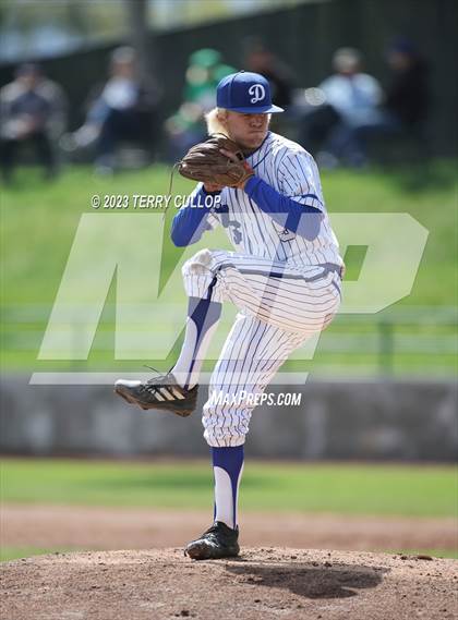 Thumbnail 2 in Carbon vs. Juan Diego Catholic (UHSAA 3A Semifinal) photogallery.