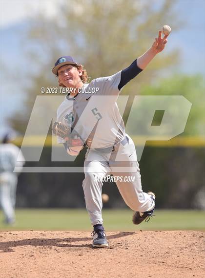 Thumbnail 3 in Carbon vs. Juan Diego Catholic (UHSAA 3A Semifinal) photogallery.
