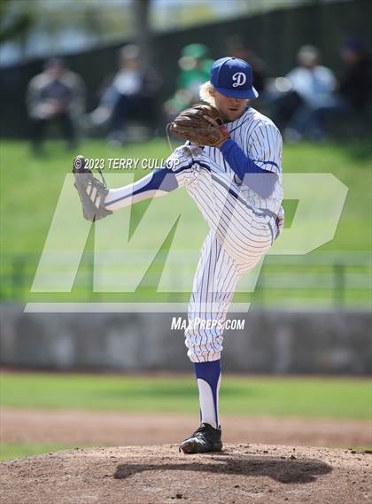 Thumbnail 1 in Carbon vs. Juan Diego Catholic (UHSAA 3A Semifinal) photogallery.