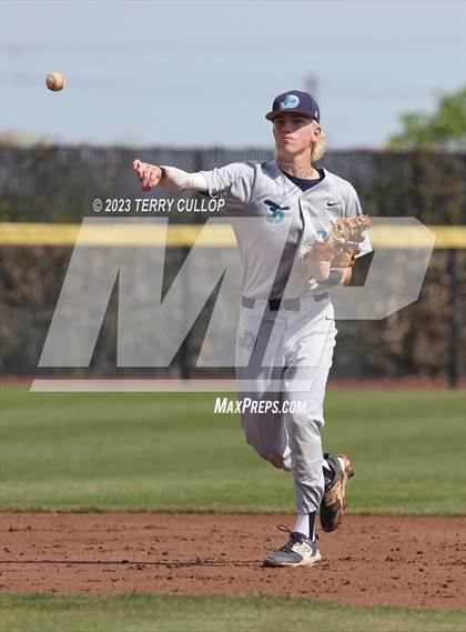 Thumbnail 3 in Carbon vs. Juan Diego Catholic (UHSAA 3A Semifinal) photogallery.