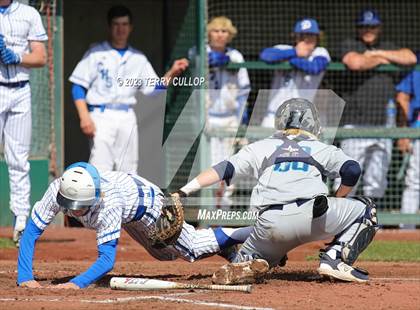 Thumbnail 1 in Carbon vs. Juan Diego Catholic (UHSAA 3A Semifinal) photogallery.