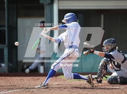 Thumbnail 2 in Carbon vs. Juan Diego Catholic (UHSAA 3A Semifinal) photogallery.