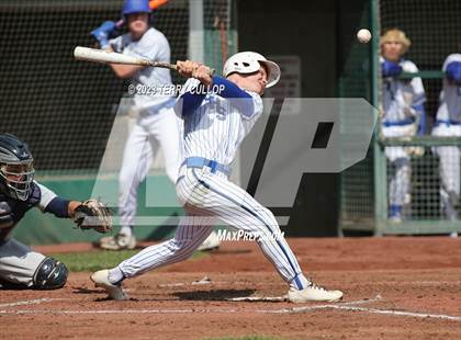 Thumbnail 2 in Carbon vs. Juan Diego Catholic (UHSAA 3A Semifinal) photogallery.