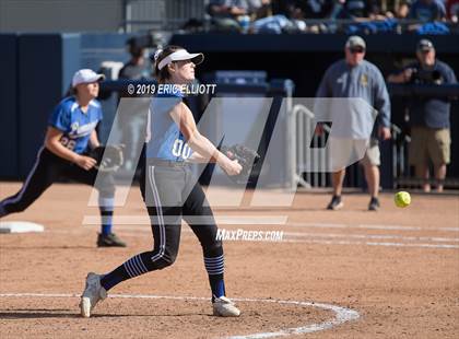 Thumbnail 1 in Lampeter-Strasburg vs Penn-Trafford (PIAA 5A Championship) photogallery.