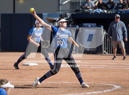 Thumbnail 2 in Lampeter-Strasburg vs Penn-Trafford (PIAA 5A Championship) photogallery.