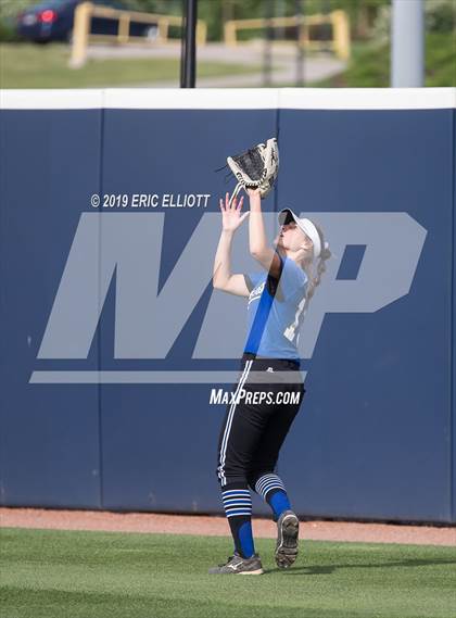 Thumbnail 2 in Lampeter-Strasburg vs Penn-Trafford (PIAA 5A Championship) photogallery.