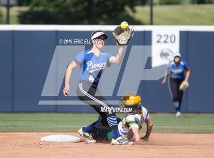 Thumbnail 2 in Lampeter-Strasburg vs Penn-Trafford (PIAA 5A Championship) photogallery.