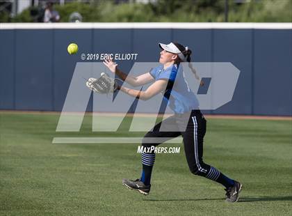 Thumbnail 2 in Lampeter-Strasburg vs Penn-Trafford (PIAA 5A Championship) photogallery.