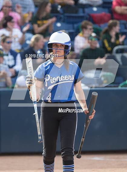 Thumbnail 2 in Lampeter-Strasburg vs Penn-Trafford (PIAA 5A Championship) photogallery.