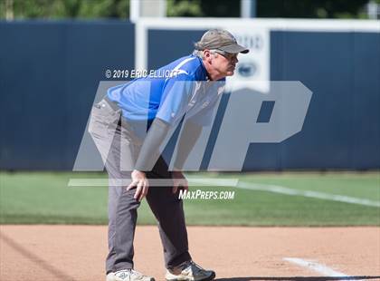 Thumbnail 2 in Lampeter-Strasburg vs Penn-Trafford (PIAA 5A Championship) photogallery.