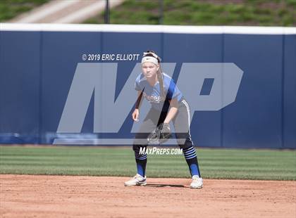Thumbnail 1 in Lampeter-Strasburg vs Penn-Trafford (PIAA 5A Championship) photogallery.