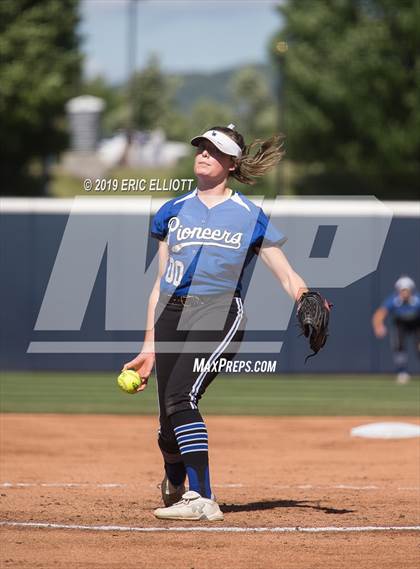 Thumbnail 3 in Lampeter-Strasburg vs Penn-Trafford (PIAA 5A Championship) photogallery.
