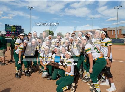 Thumbnail 1 in Lampeter-Strasburg vs Penn-Trafford (PIAA 5A Championship) photogallery.