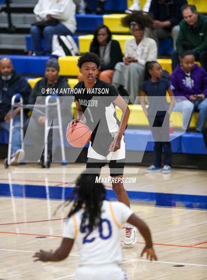 Thumbnail 1 in Dorsey @ Crenshaw photogallery.
