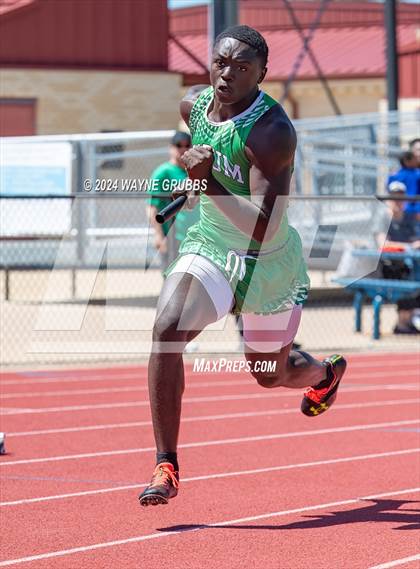 Thumbnail 1 in UIL 3A Region 2 Area Track Meet photogallery.