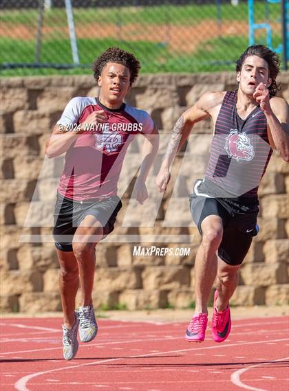 Thumbnail 1 in UIL 3A Region 2 Area Track Meet photogallery.