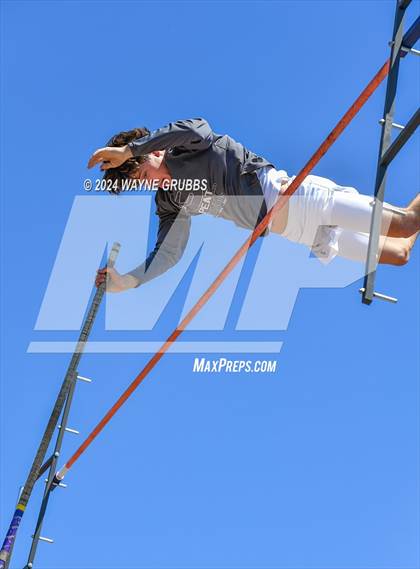 Thumbnail 1 in UIL 3A Region 2 Area Track Meet photogallery.
