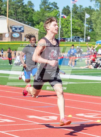 Thumbnail 2 in UIL 3A Region 2 Area Track Meet photogallery.