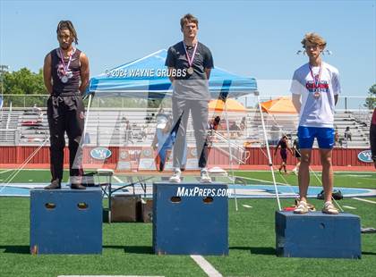 Thumbnail 2 in UIL 3A Region 2 Area Track Meet photogallery.