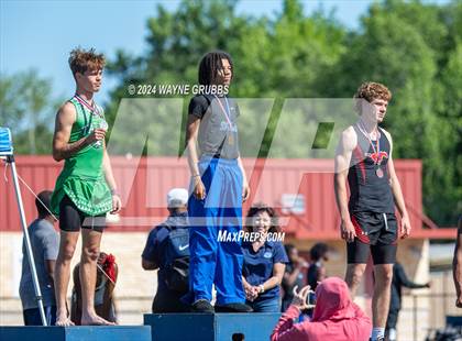 Thumbnail 1 in UIL 3A Region 2 Area Track Meet photogallery.
