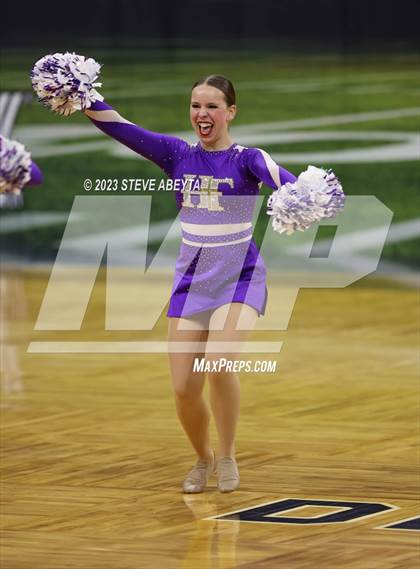Thumbnail 1 in Holy Family CHSAA Spirit Poms photogallery.