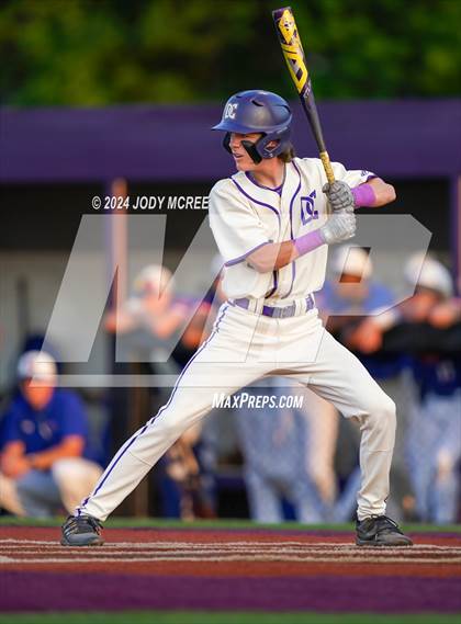 Thumbnail 3 in Madison Central vs. DeSoto Central photogallery.
