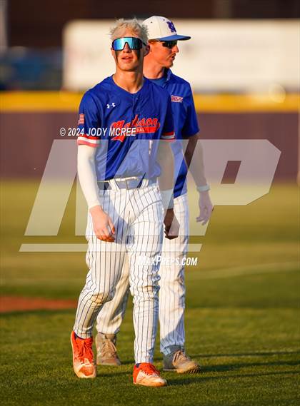 Thumbnail 3 in Madison Central vs. DeSoto Central photogallery.