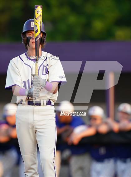 Thumbnail 2 in Madison Central vs. DeSoto Central photogallery.