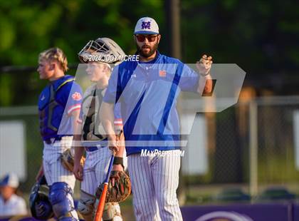 Thumbnail 1 in Madison Central vs. DeSoto Central photogallery.