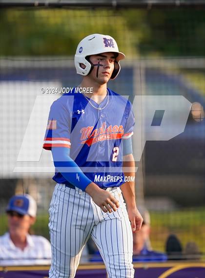 Thumbnail 3 in Madison Central vs. DeSoto Central photogallery.